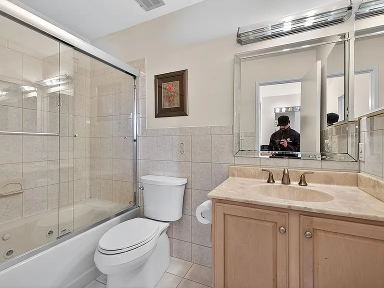 9404 Woodington Dr — Photo 26