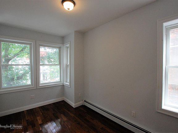 3rd image of 1259 Findlay Ave #2