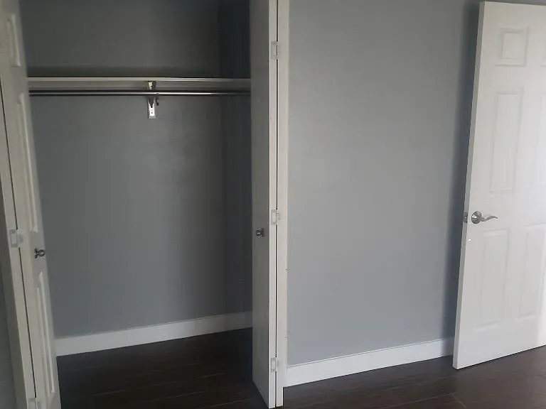 1017 N Main St #7 — Photo 6