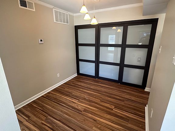 5th image of 6699 Whispering Oak Pl APT 1