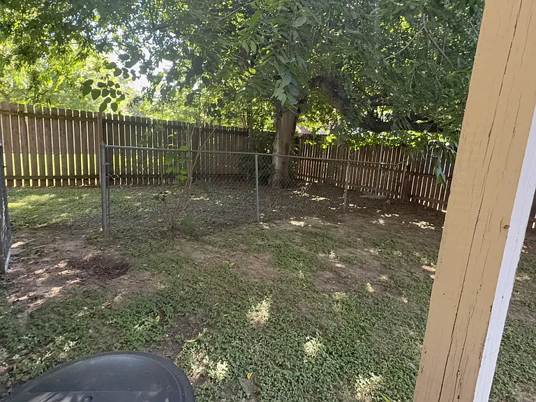 315 Manuel Dr #A — Photo 26