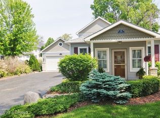 256 Lippincott Ln, Fox Lake, IL