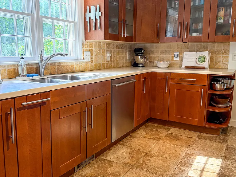 3908 Saint Marks Rd — Photo 8