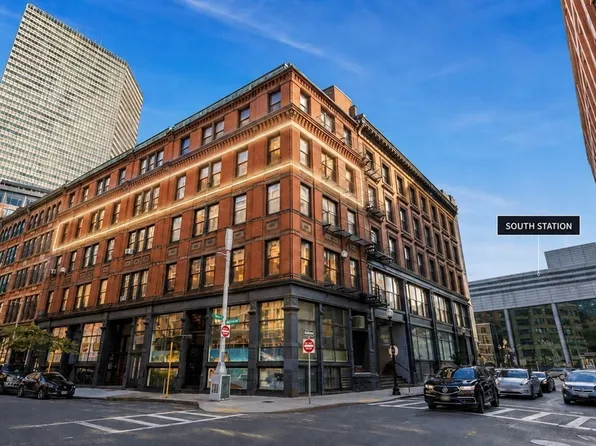 118 South St #4AB, Boston, MA 02111