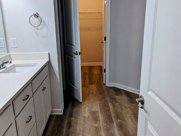 146 Cypress Oak Trl — Photo 2
