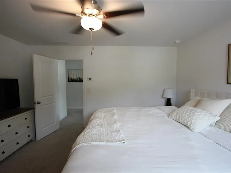8317 Hunters Grove Rd — Photo 31