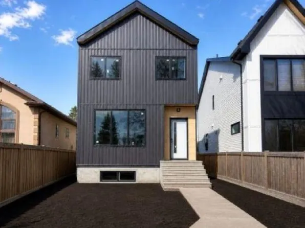 11336 130th St NW, Edmonton, AB T5M 1A2