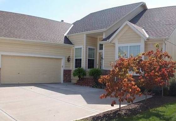 1st image of 2924 S Brentwood Ct