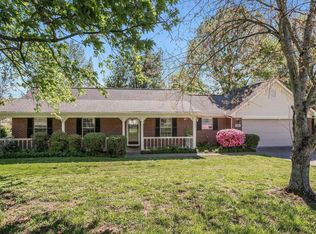 131 Springview Ln, Huntsville, AL 35806