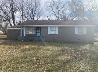 1065 Marlin Rd W, Memphis, TN 38116