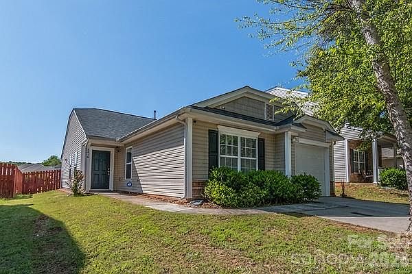 1st image of 2416 Buckleigh Dr