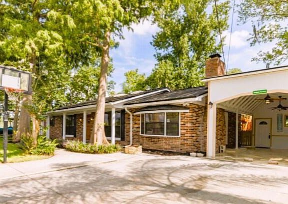 2nd image of 5040 WEIGELA Terrace