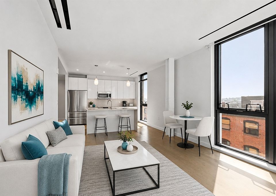 1st image of 88 Wareham St #602