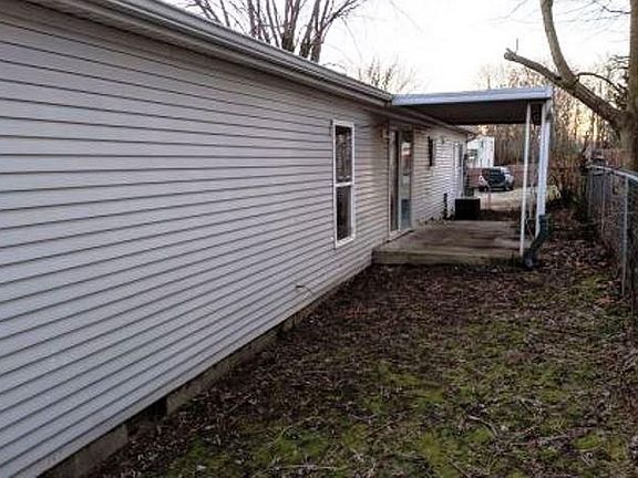 2nd image of 137 Beach Dr