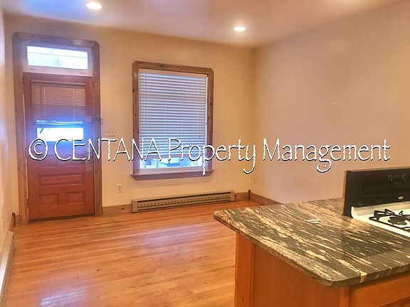 2nd image of 725-727 S Wyoming Ave #725