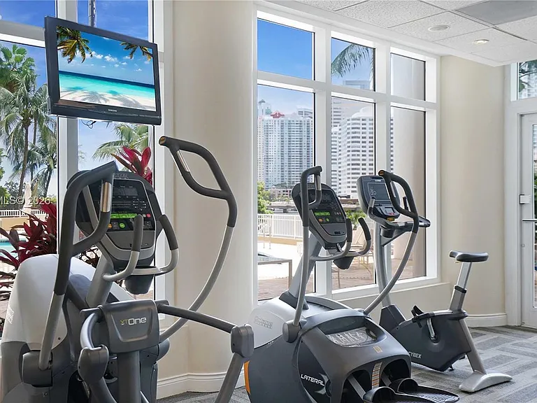 801 Brickell Key Blvd #2210 — Photo 60