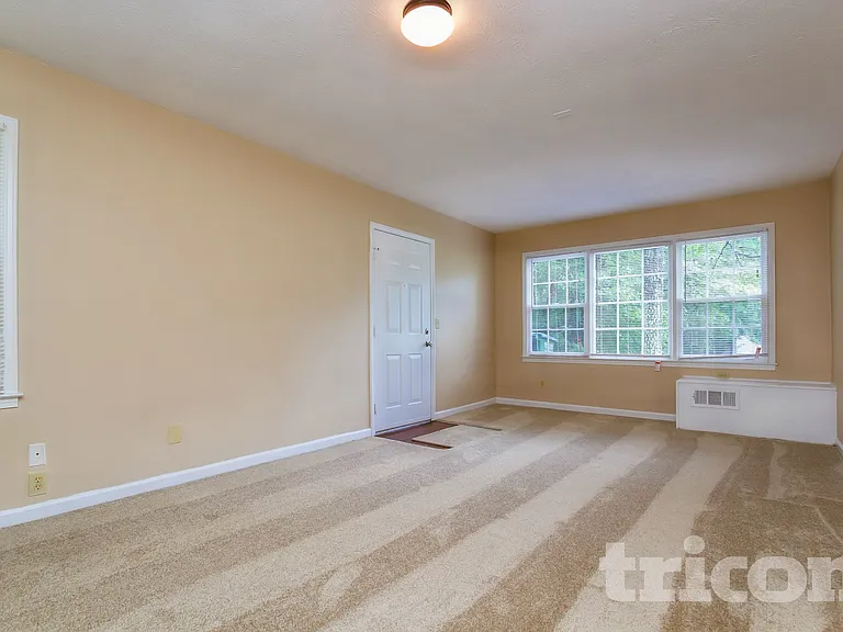 1202 Holly Hills Dr SW — Photo 21