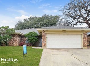 5010 Hawkins Cemetery Rd, Arlington, TX 76017