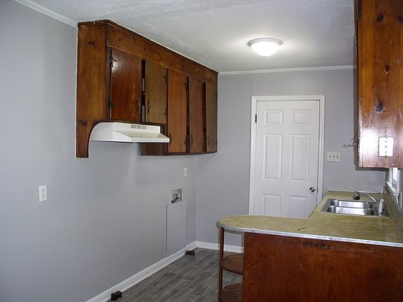5th image of 1801 Willow Ln