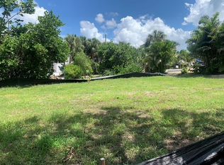 4725 Trade Winds Dr S, Gulfport, FL 33711