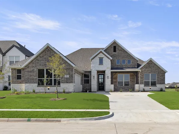900 Mercy St, Forney, TX 75126