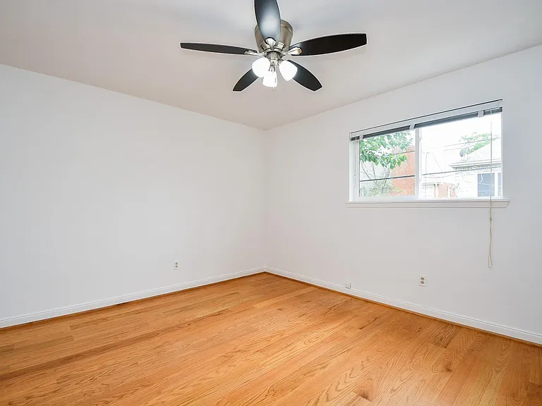 6114 Kirby Dr — Photo 21
