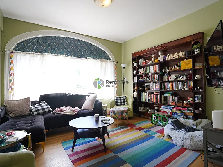 11 Vernon St #1 — Photo 9