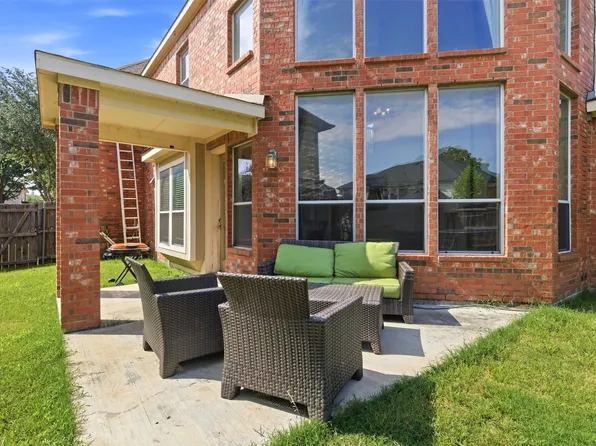 890 Wind Brook Ln, Prosper, TX 75078