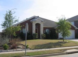 1618 Cedar Elm Dr, Corinth, TX 76210