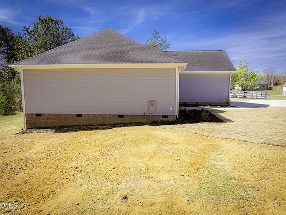 5th image of 225 Parker Rd