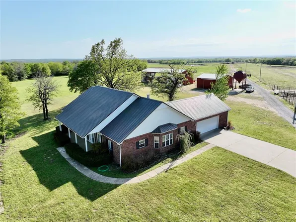 103658 S 4270th Rd, Checotah, OK 74426
