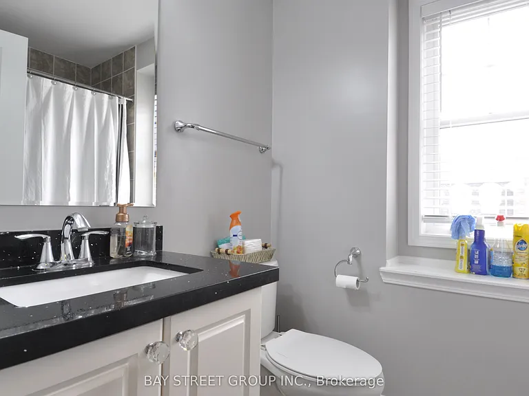 265 Ellen Davidson Dr #5 — Photo 18