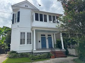 1241 Eleonore St, New Orleans, LA