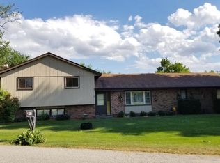354 Meadow Lark Ln, La Porte, IN