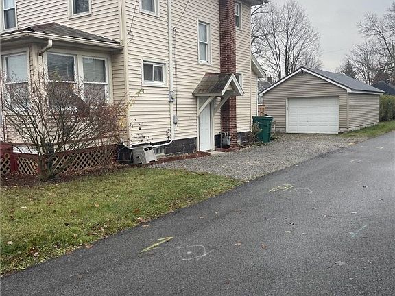 3rd image of 17 Herbster St