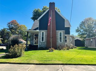 22 Cherry St, Albion, PA 16401