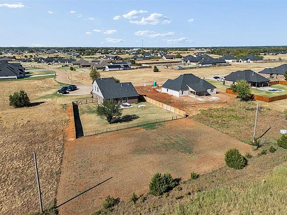 3rd image of 4676 Ranchero Dr