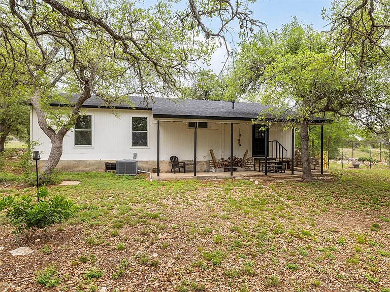 2591 Spring Valley Dr — Photo 13