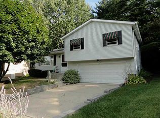 5979 Pinecrest Dr, Erie, PA 16509