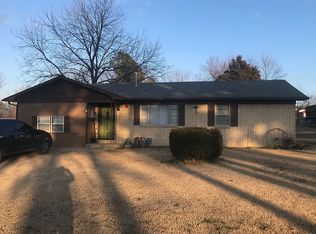 129 East Dr, Hartshorne, OK 74547
