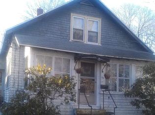 30 Henshaw St, Worcester, MA 01603