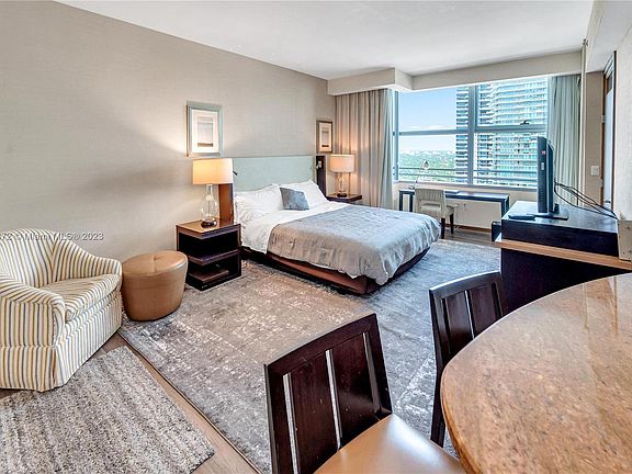 4th image of 1395 Brickell Ave #3003