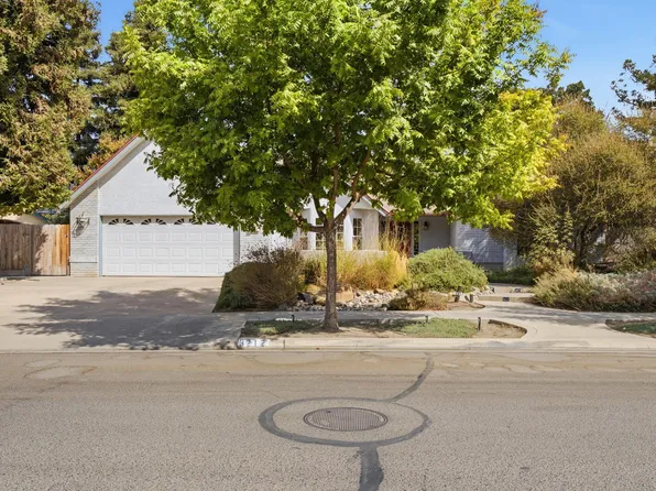 3212 S Ernest Street, Visalia, CA 93277