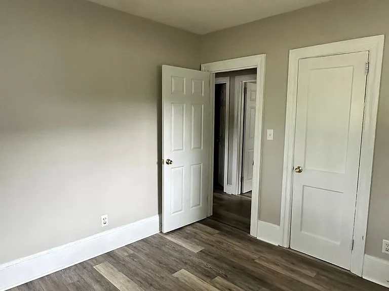 810 W Country Club Dr — Photo 23
