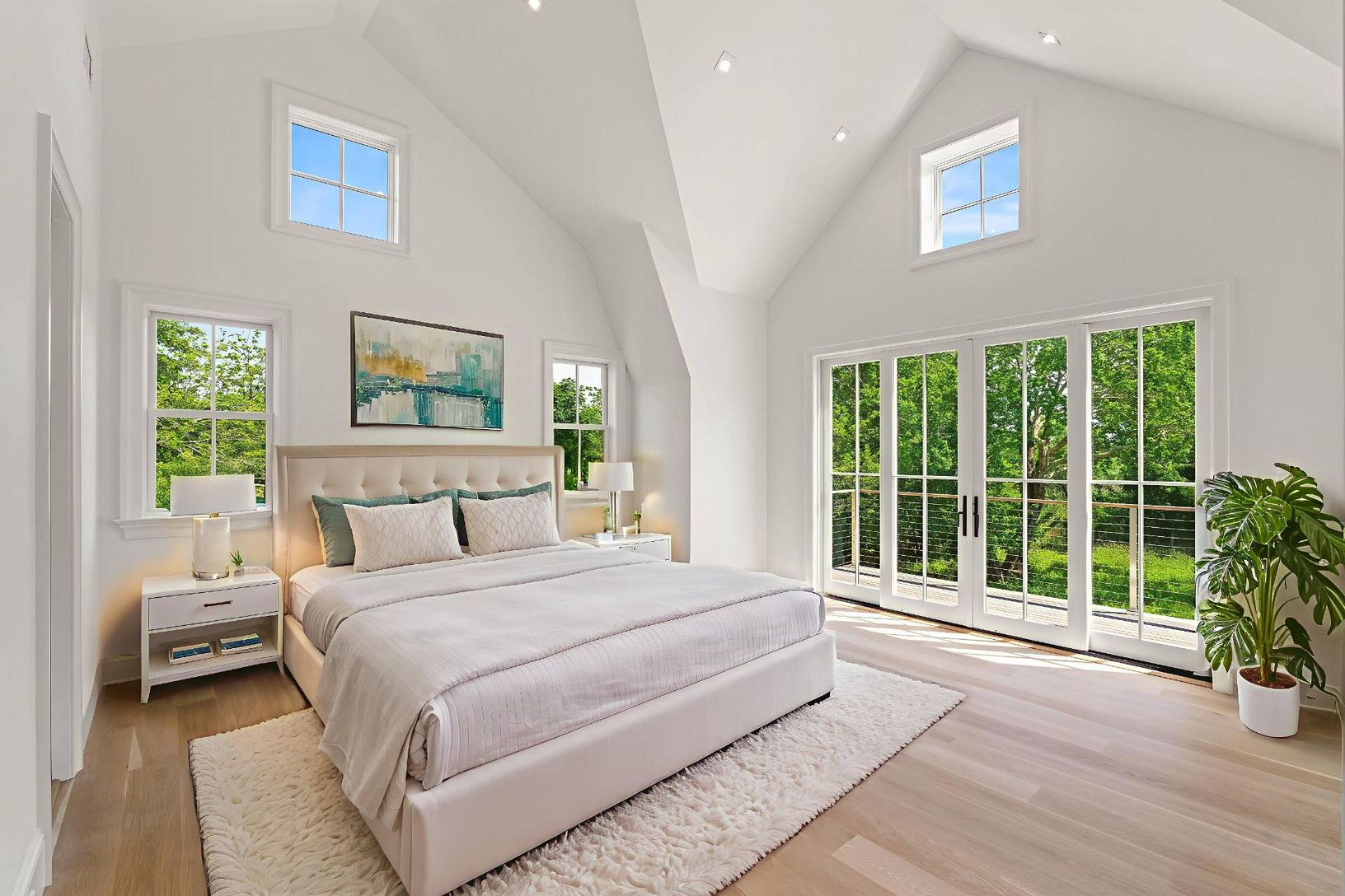  Primary ensuite Bedroom with South facing Juliet  Balcony 