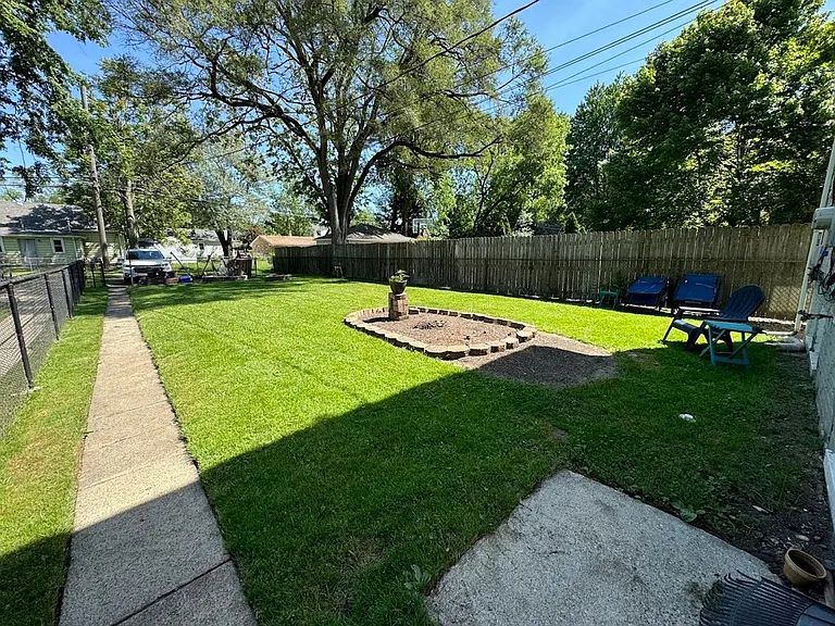 D035 - E Chesterfield 143 — Photo 14