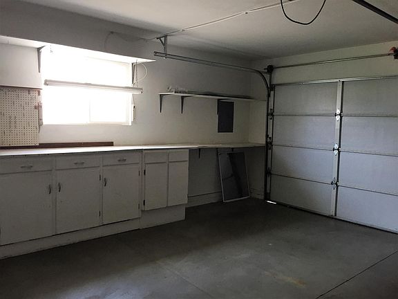 4th image of 5836 N Oasis Dr