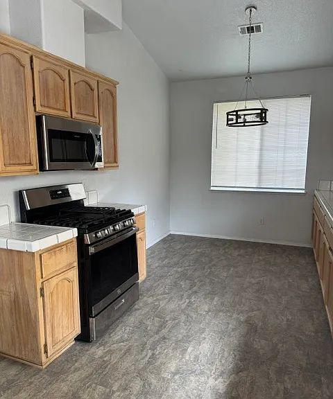 9568 Castlecave Way — Photo 2