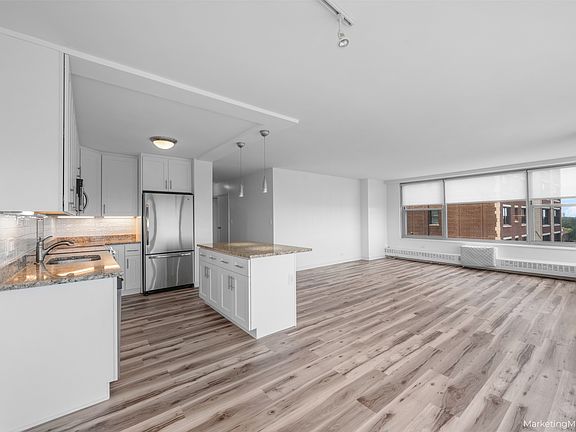 4th image of 3900 N Lake Shore Dr APT 9K