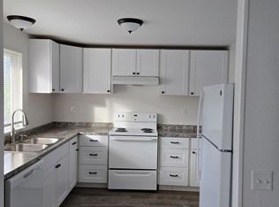1913 Coolidge Rd APT 12, Aberdeen, WA 98520